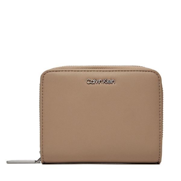 Calvin Klein Mali ženski novčanik Calvin Klein Ck Must Z/A Wallet W/Flap Md K60K607432 Silver Mink PFA