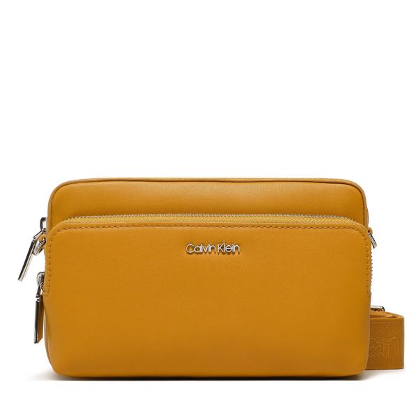 Calvin Klein Torbica Calvin Klein Ck Must Camera W/Pckt Lg K60K608410 KB7