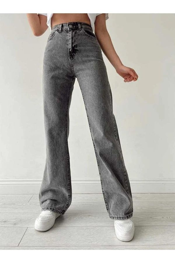 dewberry 17413 Dewberry Loose Women Jeans-SMOKED
