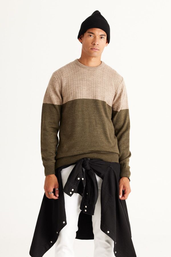 AC&Co / Altınyıldız Classics AC&Co / Altınyıldız Classics Men's Beige-khaki Standard Fit Regular Fit Crew Neck Colorblok Patterned Knitwear Sweater