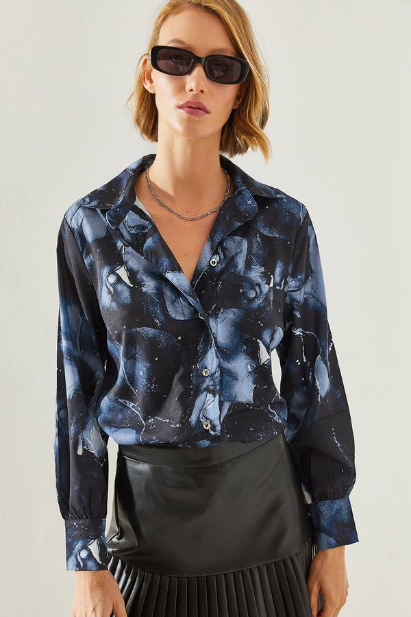 Bianco Lucci Bianco Lucci Women's Satin Textured Marble Patterned Shirt 22239