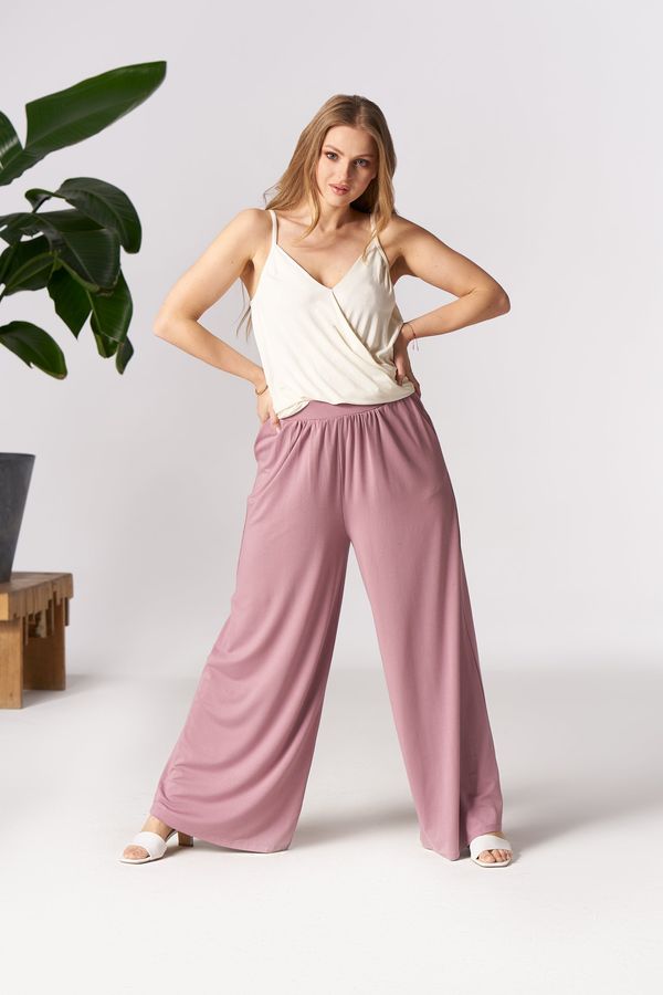 By Your Side By Your Side Woman's Top Visteria