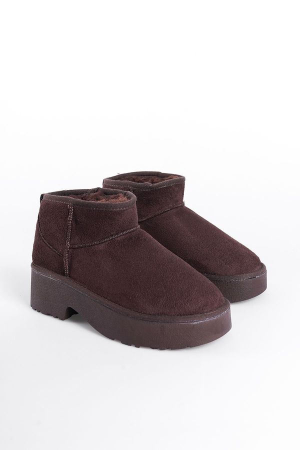 Capone Outfitters Capone Outfitters Thick Sole Round Toe Fur Short Women's Boots