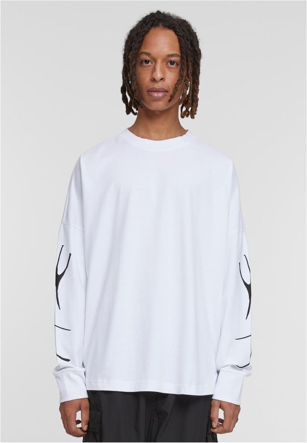 MT Upscale Collection cut on longsleeve white