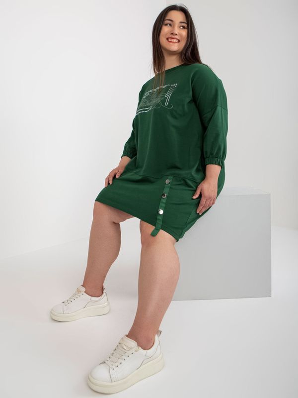 Fashionhunters Dark green dress of larger size with 3/4 sleeves