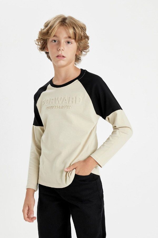 DEFACTO DEFACTO Boy Oversize Wide Pattern Crew Neck Text Printed Long Sleeve T-Shirt