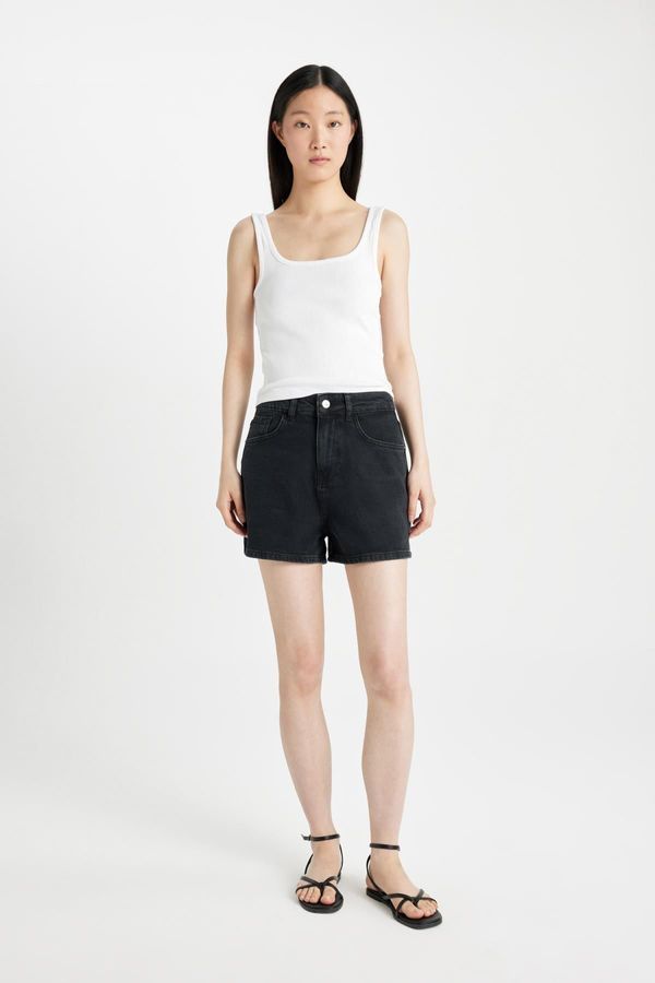 DEFACTO DEFACTO Mom Fit High Waist Skinny Jean Shorts