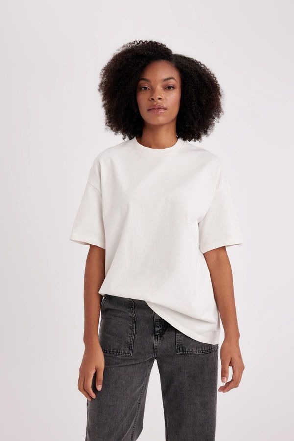 DEFACTO DEFACTO Oversize Fit Crew Neck Short Sleeve T-Shirt