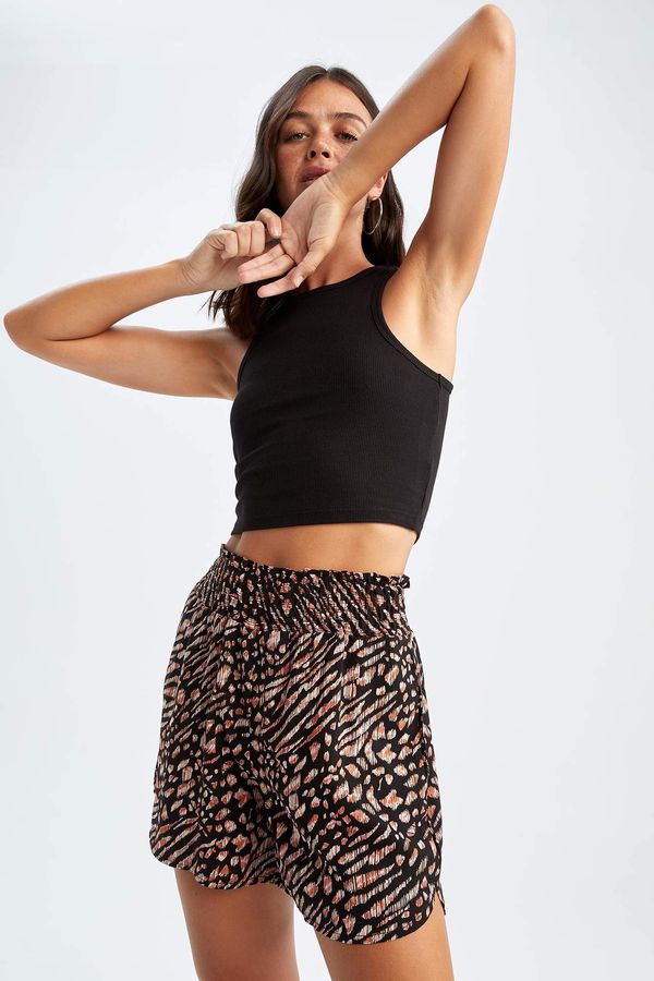 DEFACTO DEFACTO Relax Fit Viscose Printed Normal Waist Short