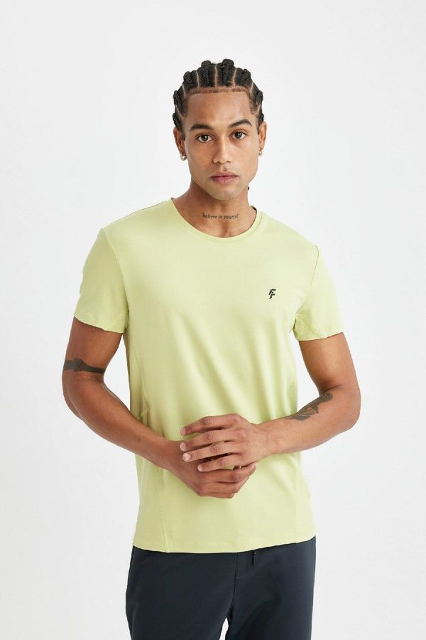 DEFACTO DeFactoFit Slim Fit Crew Neck Short Sleeve Sports T-Shirt