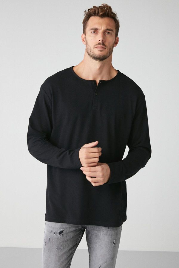 GRIMELANGE GRIMELANGE Lorenzo Men's Special Textured Fabric 100% Cotton Button Detailed Regular Black Sweatshir