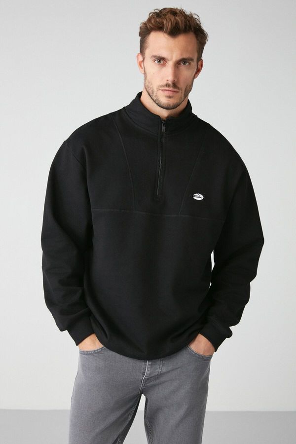 GRIMELANGE GRIMELANGE Radiant Men's Half Zipper High Neck Embroidered Black Sweatshir