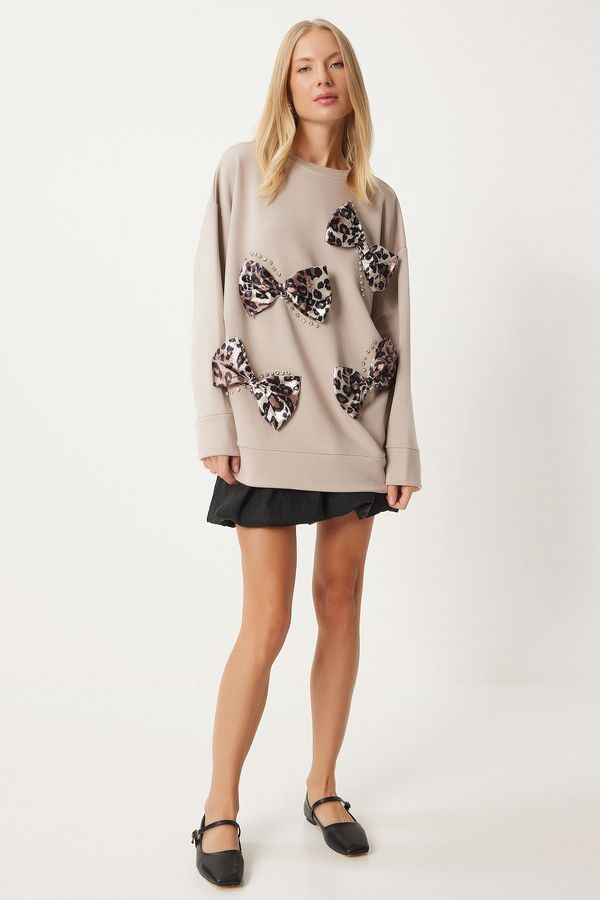 Happiness İstanbul Happiness İstanbul Women's Mink Ribbon Stone Detailed Knitted Sweatshirt
