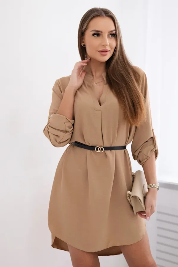 Kesi Włoski Kesi Włoski Dress with longer back and belt light beige