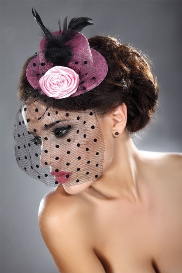 LivCo Corsetti Fashion LivCo Corsetti Fashion Woman's Mini Top Hat Model 19
