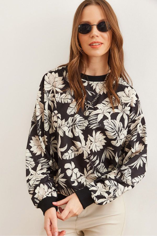 Olalook Olalook Women's Floral Black Basic Soft Textured Casual Sweatshirt