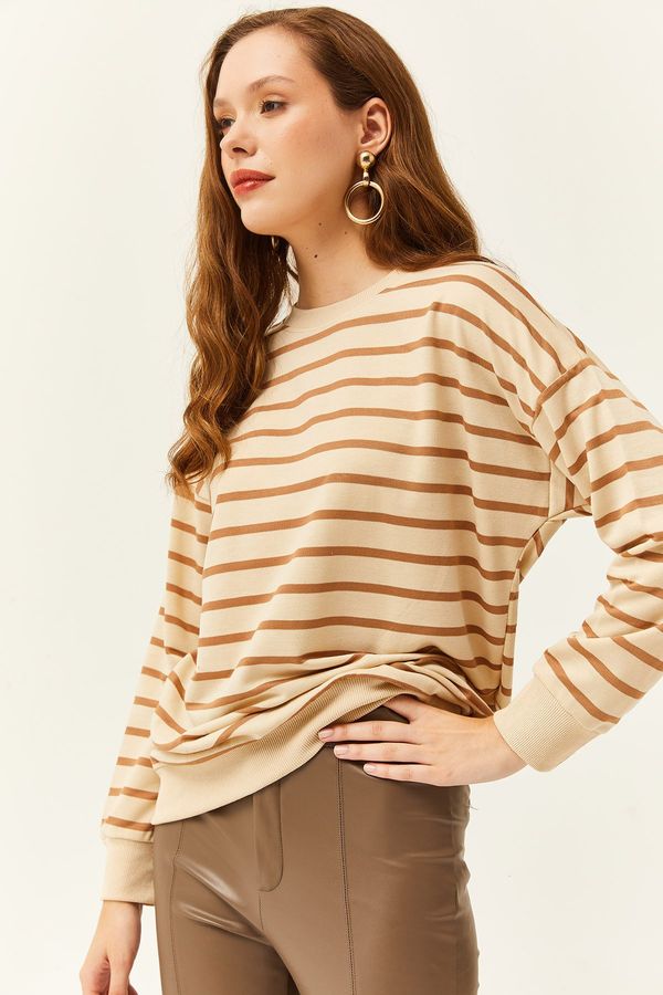Olalook Olalook Women's Stone Camel Basic Soft Textured Loose Sweatshirt