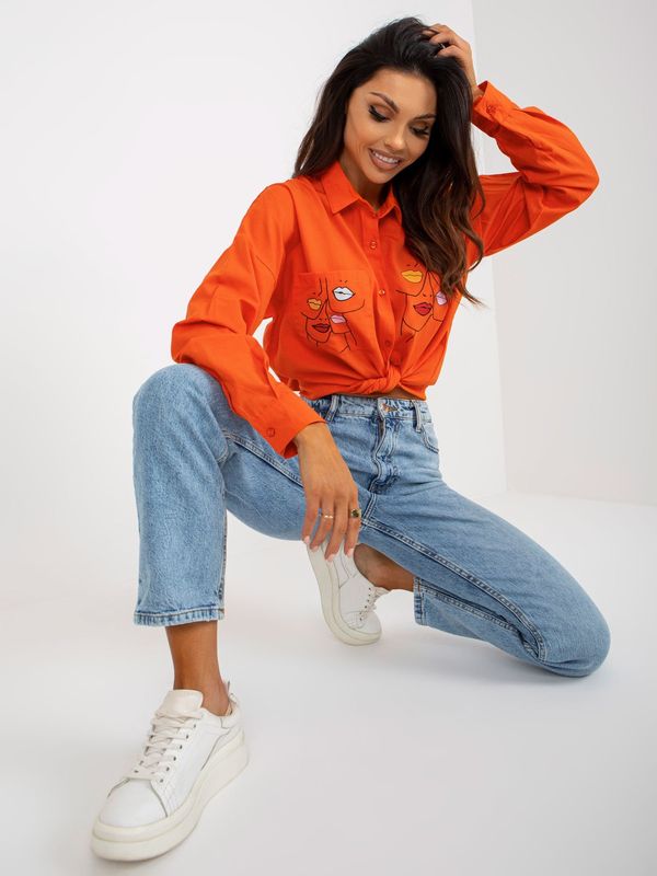 Fashionhunters Orange shirt with print and collar