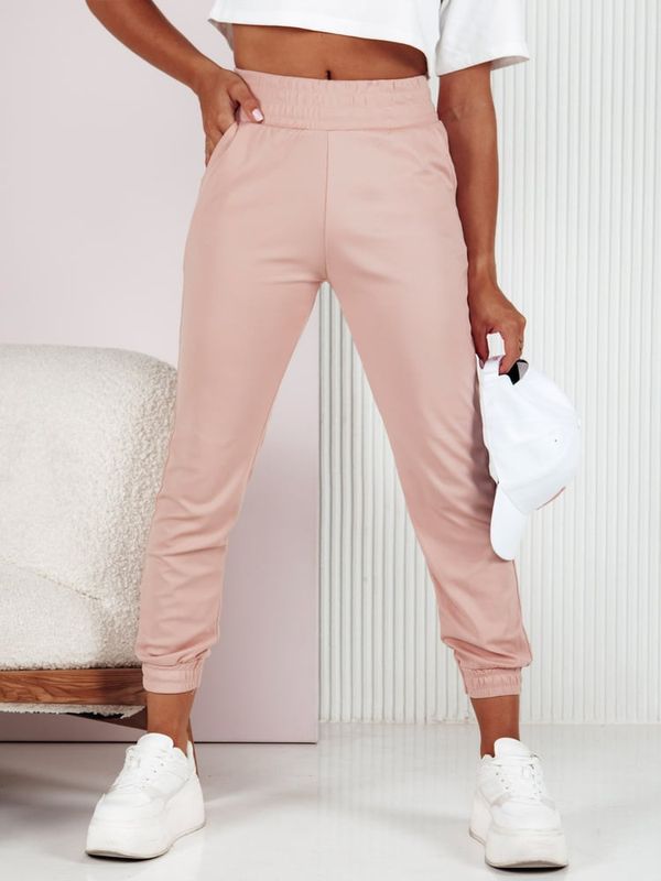 DStreet Spodnie dresowe damskie FASHIONCORE różowe Dstreet