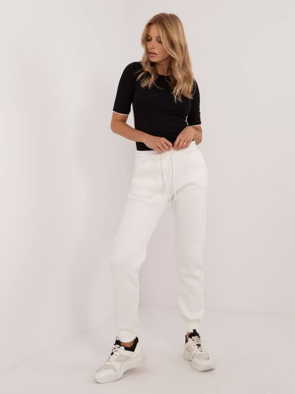 My Red Lips Sweatpants-EM-DR-661.00-ecru