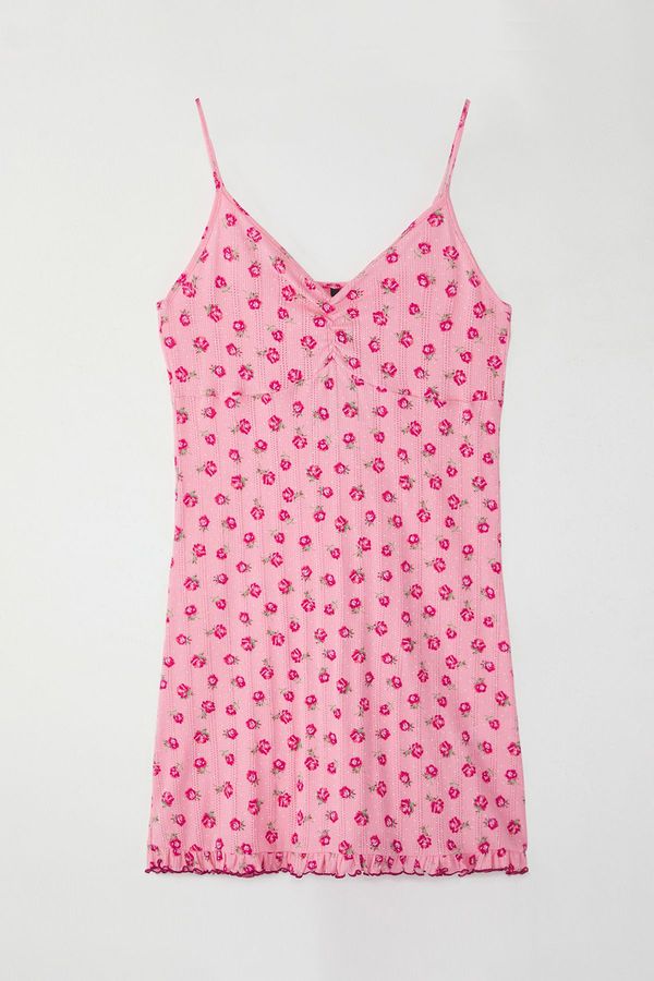 Trendyol Trendyol Curve Pink Floral Patterned Pointel Openwork/Hole Knitted Nightgown