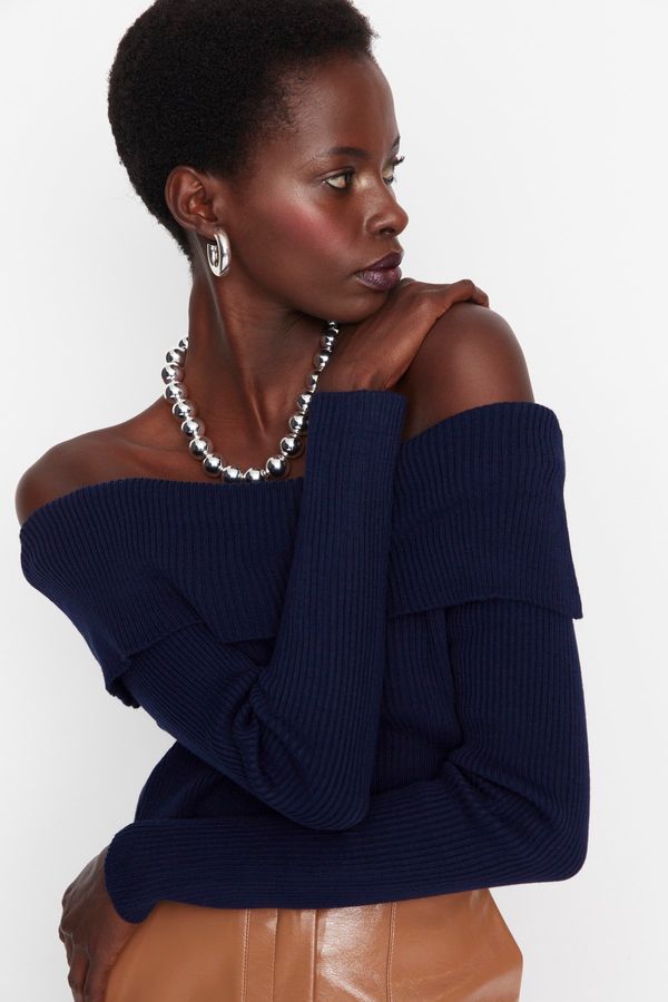 Trendyol Trendyol Navy Blue Crop Carmen ovratnik pletenina džemper