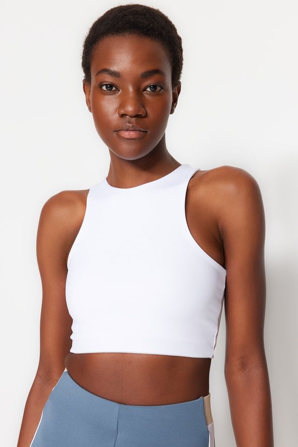 Trendyol Trendyol White Medium Support/Sculpting Weightlifting Sports Bra