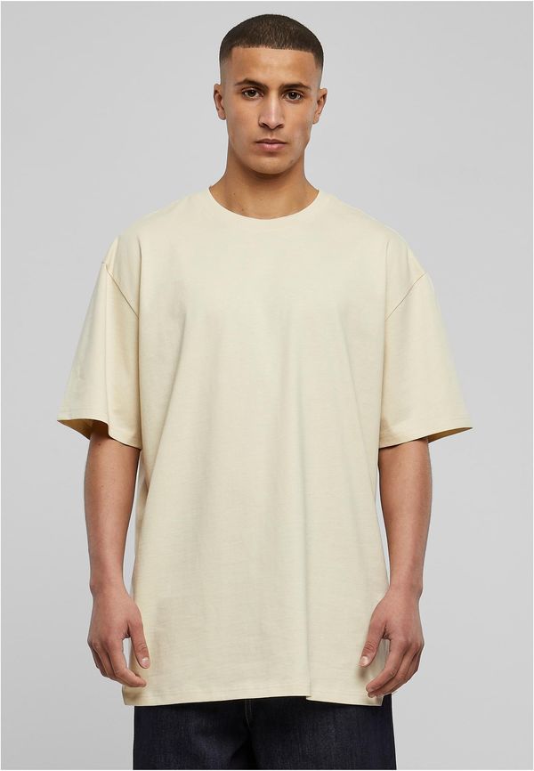 UC Men Triangle Tee Sand