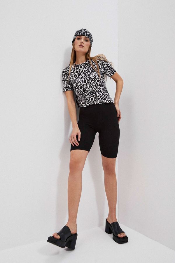 Moodo WOMAN SHORTS L-SH-4007 BLACK
