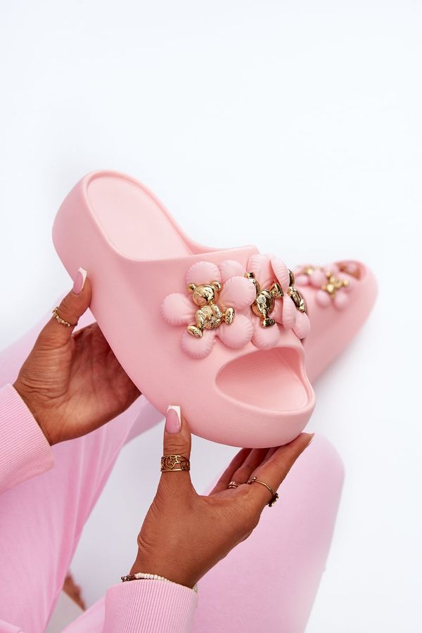 Kesi Women's foam slippers with embellishment on a thick sole in pink Bremavia