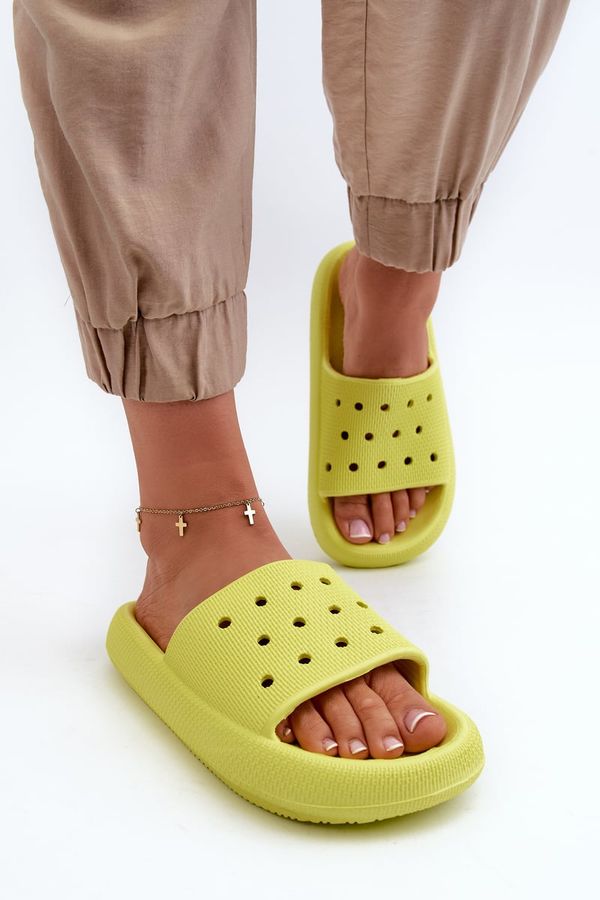 Kesi Women's foam slippers with thick soles, lime Beula