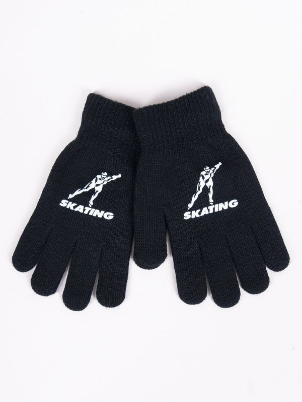 Yoclub Yoclub Kids's Boys' Five-Finger Gloves RED-0012C-AA5A-018