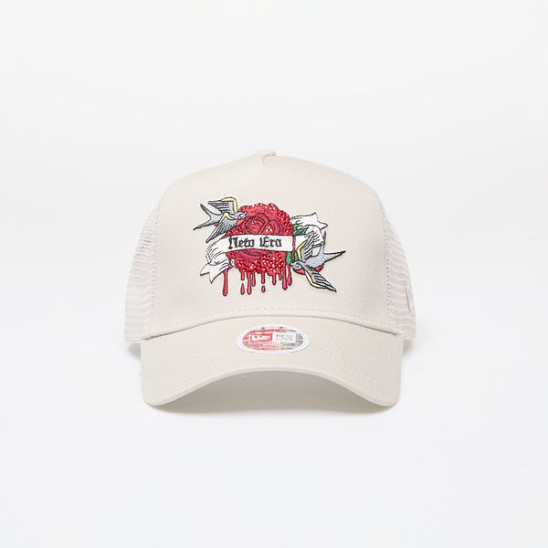 New Era New Era Womens 9FORTY E-Frame Adjustable Trucker Cap Light Beige Universal