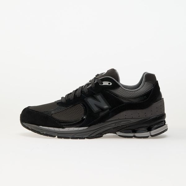 New Balance Sneakers New Balance 2002R Black/ Grey EUR 40.5