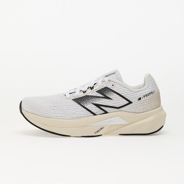 New Balance Sneakers New Balance FuelCell Propel v5 White/ Linen/ Black cement EUR 38