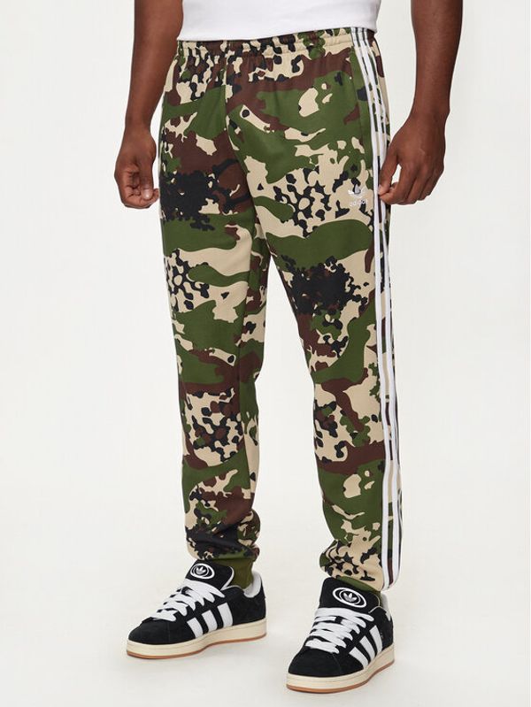 adidas adidas Donji dio trenerke Camo SSTR IS0254 Zelena Regular Fit