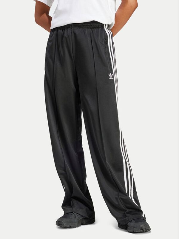 adidas adidas Donji dio trenerke Firebird IT7404 Crna Regular Fit