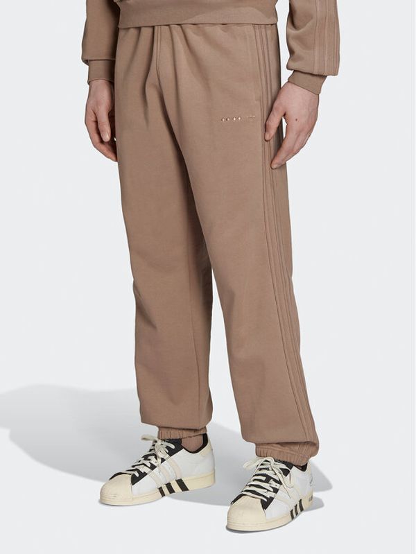adidas adidas Donji dio trenerke Reveal Essentials HK2727 Smeđa Regular Fit