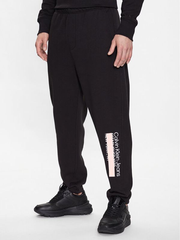Calvin Klein Jeans Calvin Klein Jeans Donji dio trenerke J30J323504 Crna Regular Fit