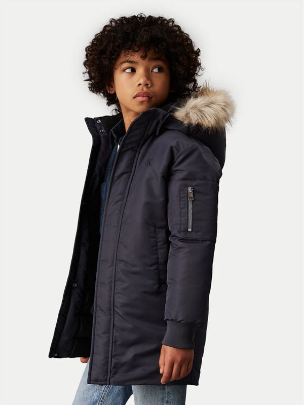 Calvin Klein Jeans Calvin Klein Jeans Parka IB0IB02253 Crna Regular Fit