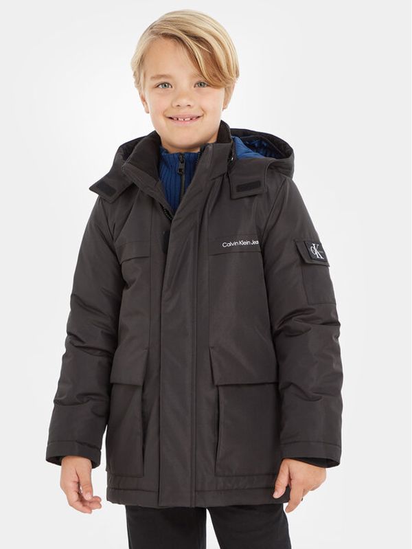 Calvin Klein Jeans Calvin Klein Jeans Prijelazna jakna Back To Skool IB0IB01274 Crna Regular Fit