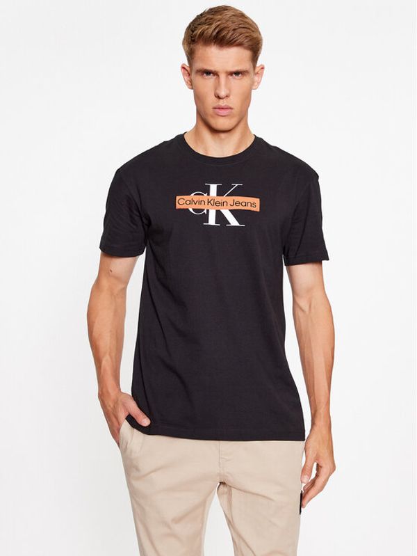Calvin Klein Jeans Calvin Klein Jeans T-shirt Monologo Stencil J30J324008 Crna Regular Fit