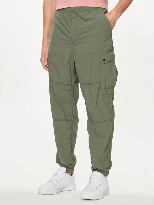 Gap Gap Hlače 487058-01 Zelena Relaxed Fit