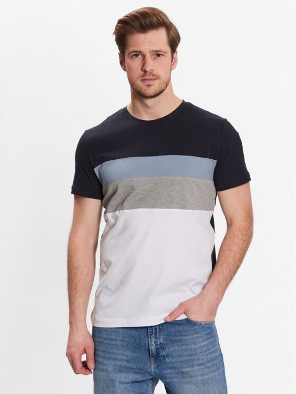 Geox Geox T-shirt M3510F-T2870 F4544 Tamnoplava Regular Fit