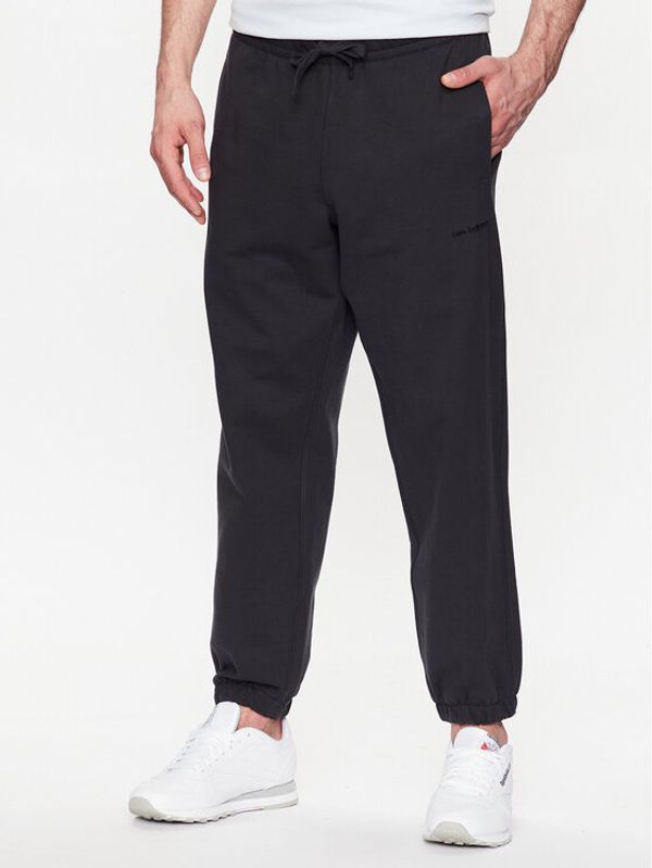 New Balance New Balance Donji dio trenerke MP23551 Crna Relaxed Fit