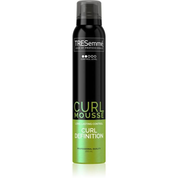 TRESemmé TRESemmé Botanique Cactus Water & Coconut pjena za stiliziranje za kovrčavu kosu 200 ml