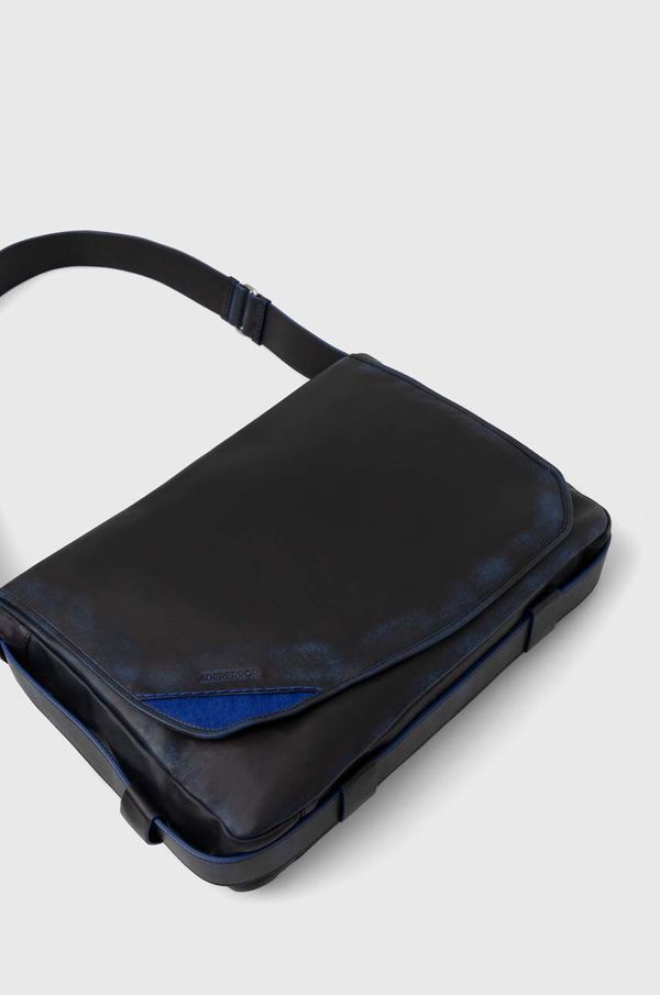 Ader Error Kožna torba Ader Error Vlead Messenger Bag boja: crna, BMADFWBA1101