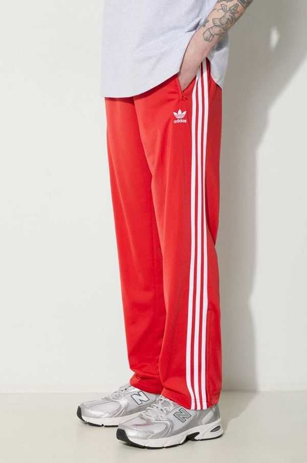 adidas Originals Donji dio trenirke adidas Originals boja: crvena, s uzorkom