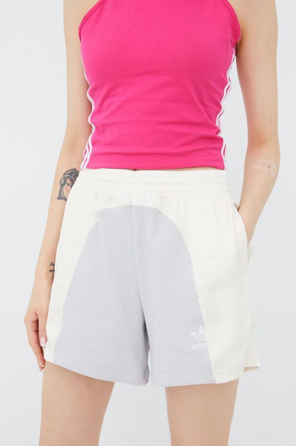 adidas Originals Kratke hlače adidas Originals Adicolor za žene, boja: siva, s uzorkom, visoki struk, HC7038-WONWHI