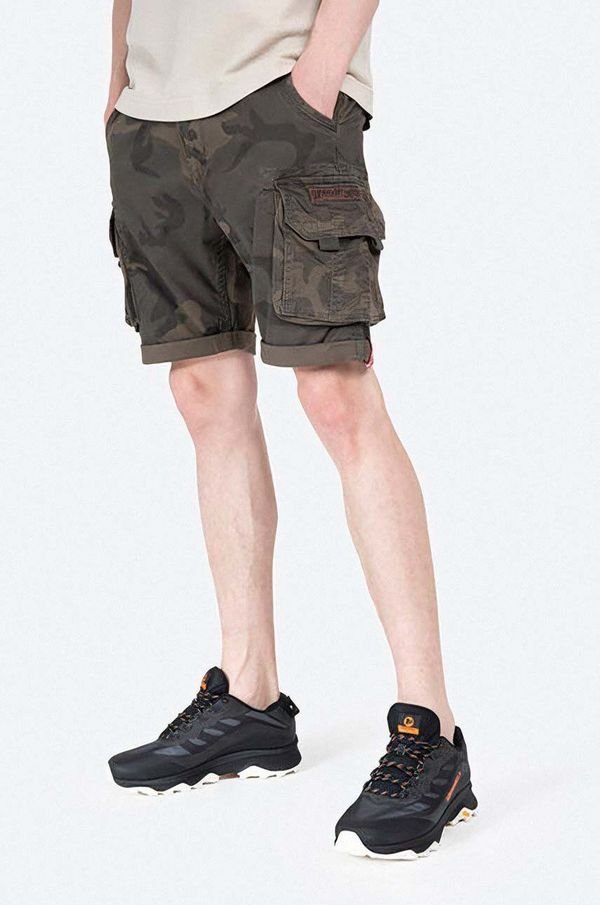 Alpha Industries Kratke hlače Alpha Industries za muškarce, boja: zelena, 196201.415-green